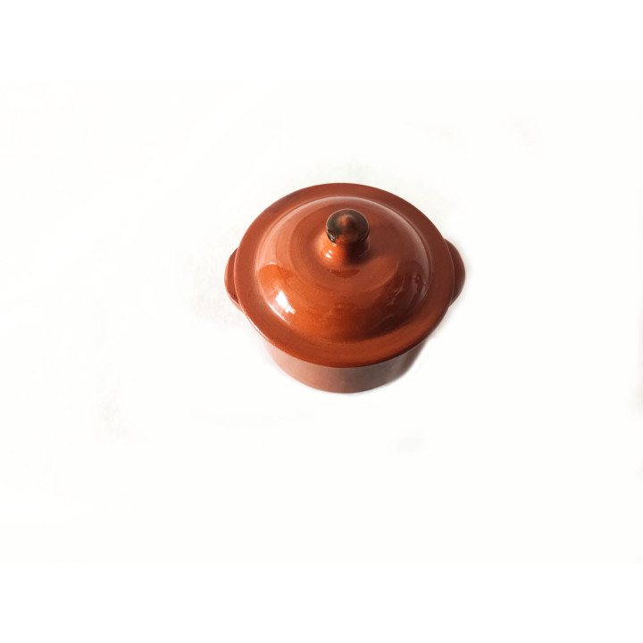 Sopereta pequeña con tapa